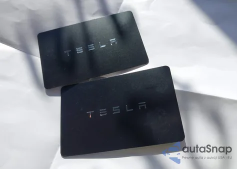 2026 Tesla Model Y Long Range Dual Motor All-Wheel Drive/Long Range Launch Series from USA, damaged, VIN 7SAYGDEE0TF438990